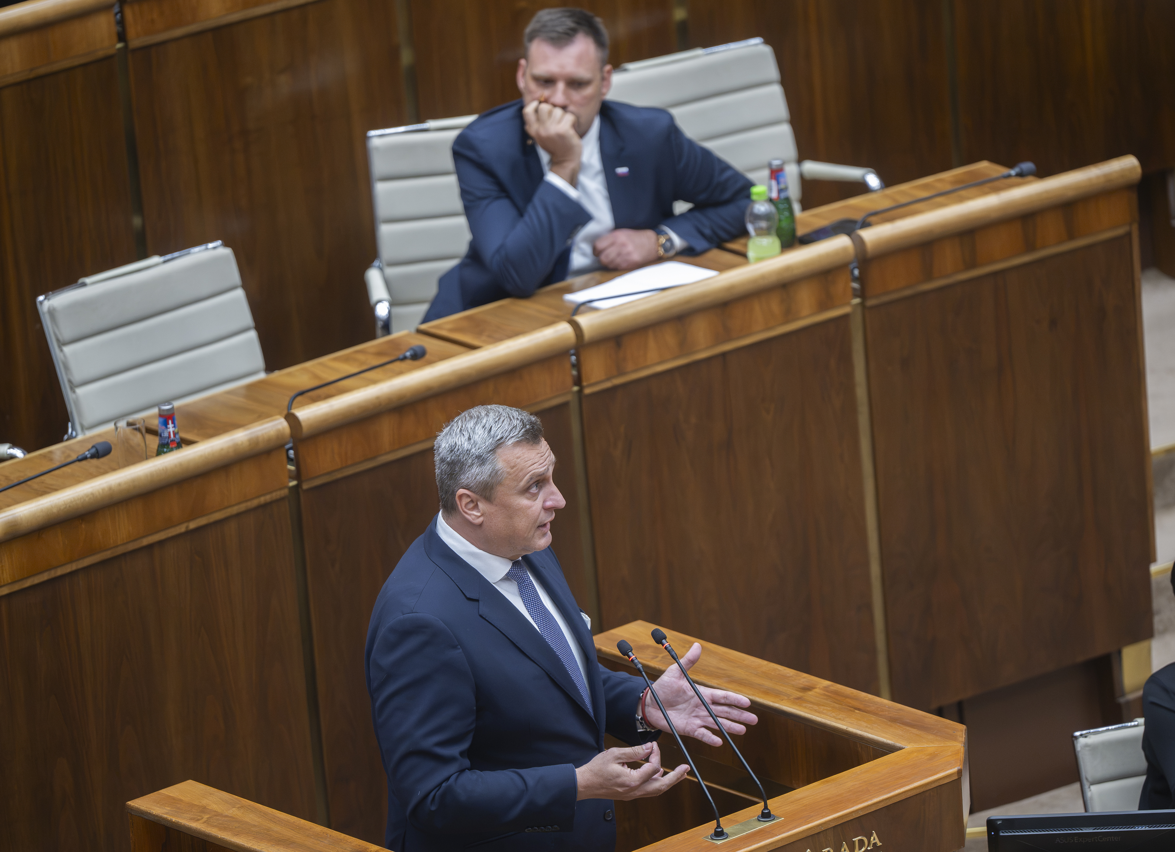 TARABA KONČÍ! Hlas vytiahol varovný signál