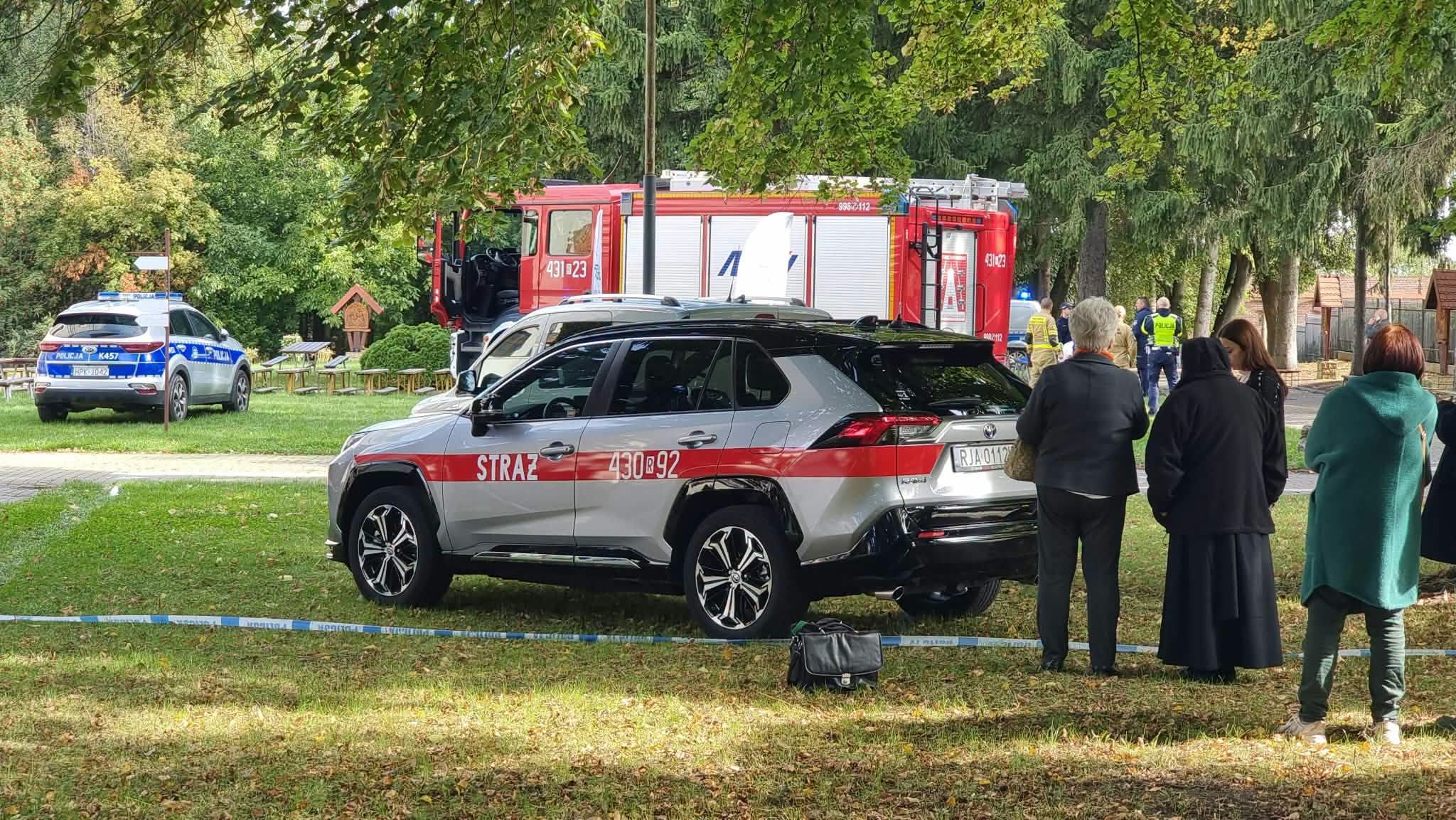 Krvavý útok v kláštore: Ukrajinec vytiahol nôž, medzi zranenými sú aj traja kňazi