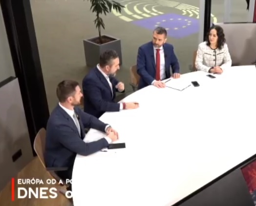 LEYENOVÁ JE TOTÁLNE ODTRHNUTÁ OD REALITY! Musela sem spadnúť z inej planéty, hodnotí Blaha vystúpenie šéfky EK