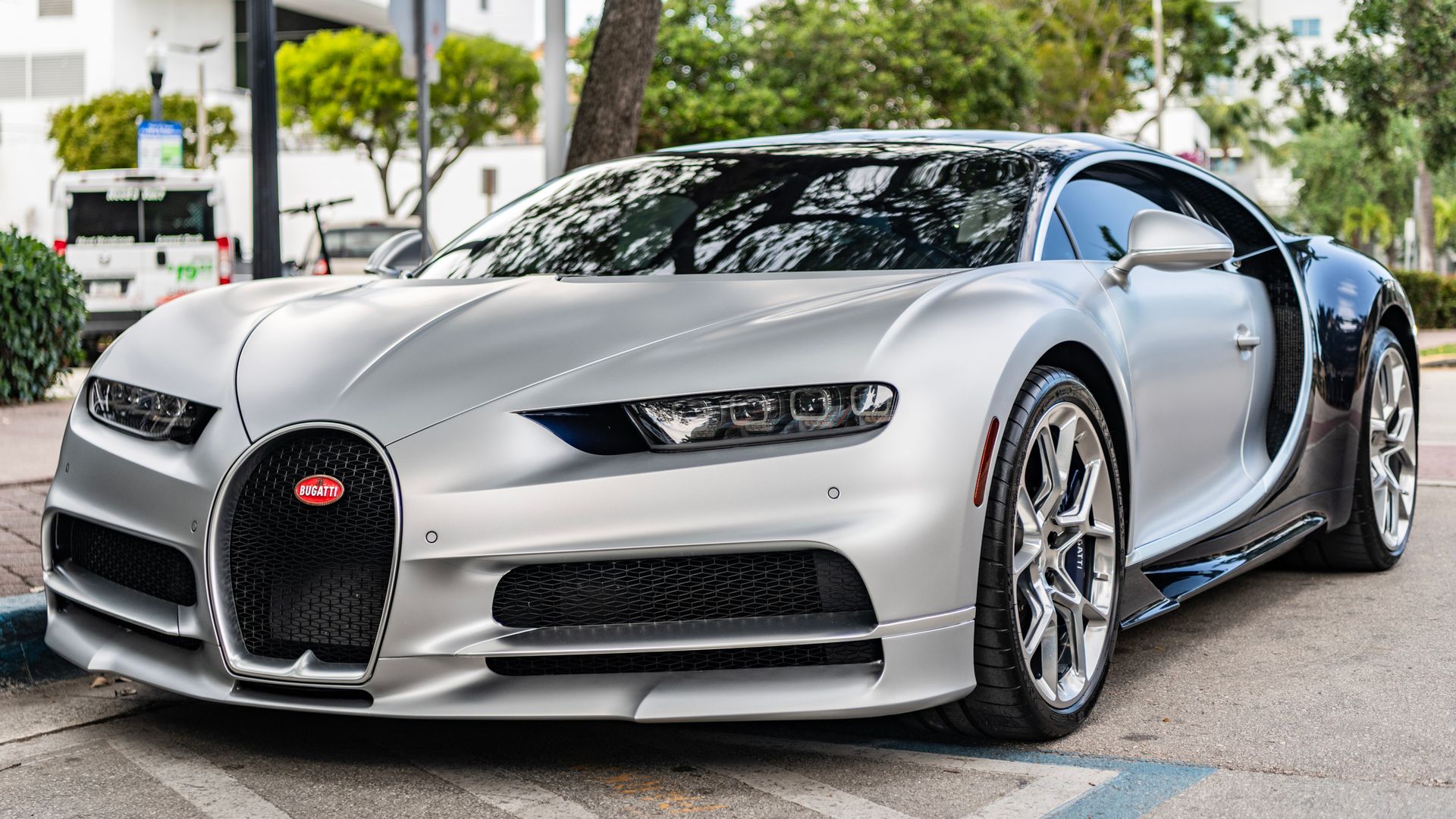 Šéfovi Bugatti ukradli hyperauto za 2,4 milióna eur