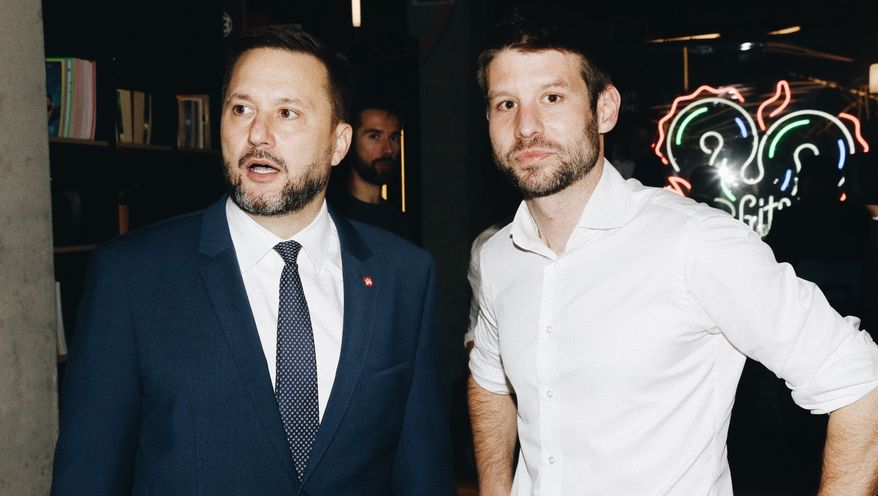 BAŠTA PROGRESIVIZMU SA OTRIASA V ZÁKLADOCH! BRATISLAVU SI NEDÁME - kvília Vallo a Šimečka (VIDEO)