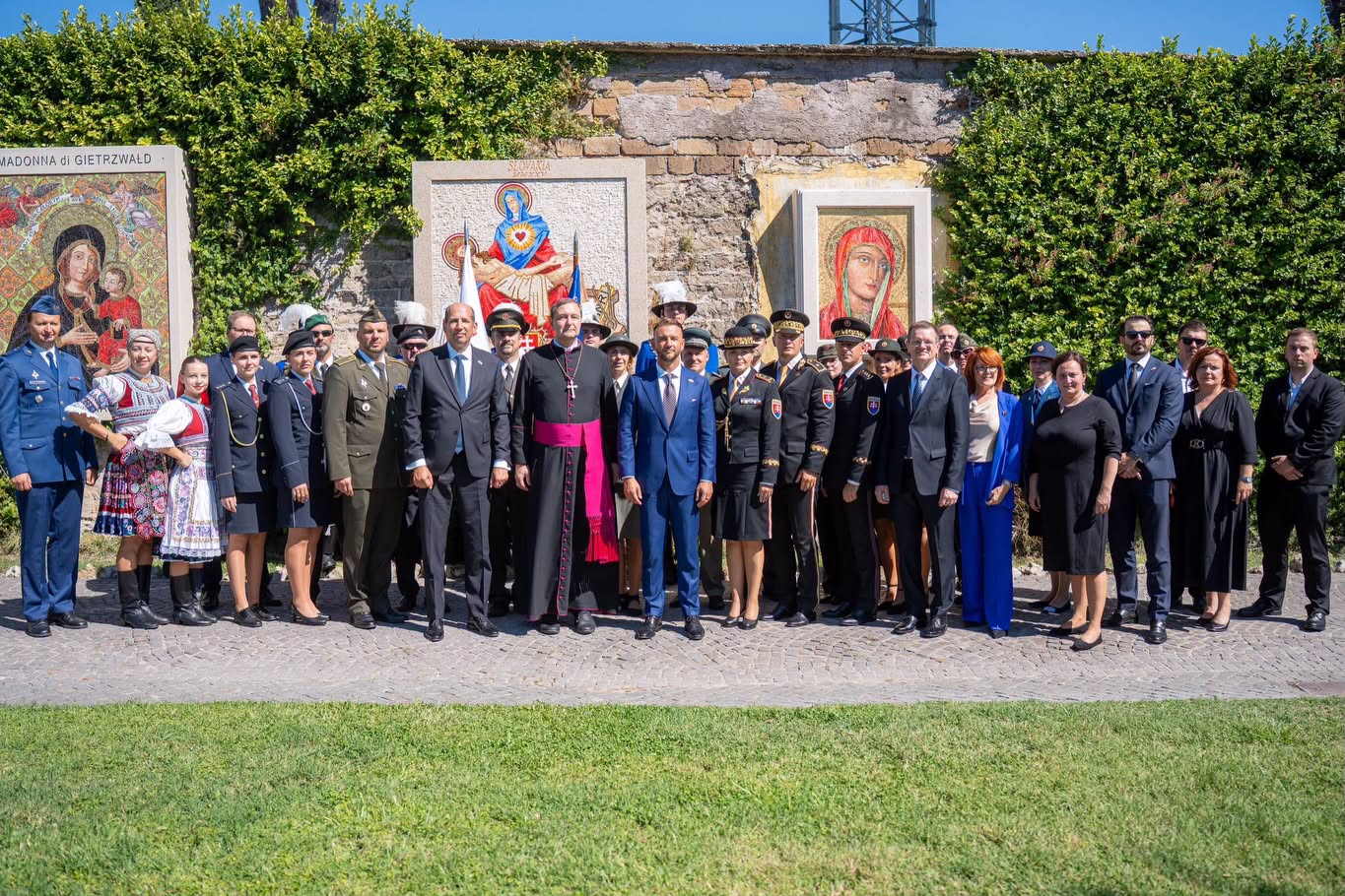 Posolstvo z Vatikánu pre Slovensko: dôstojnosť, mier a spoločné dobro
