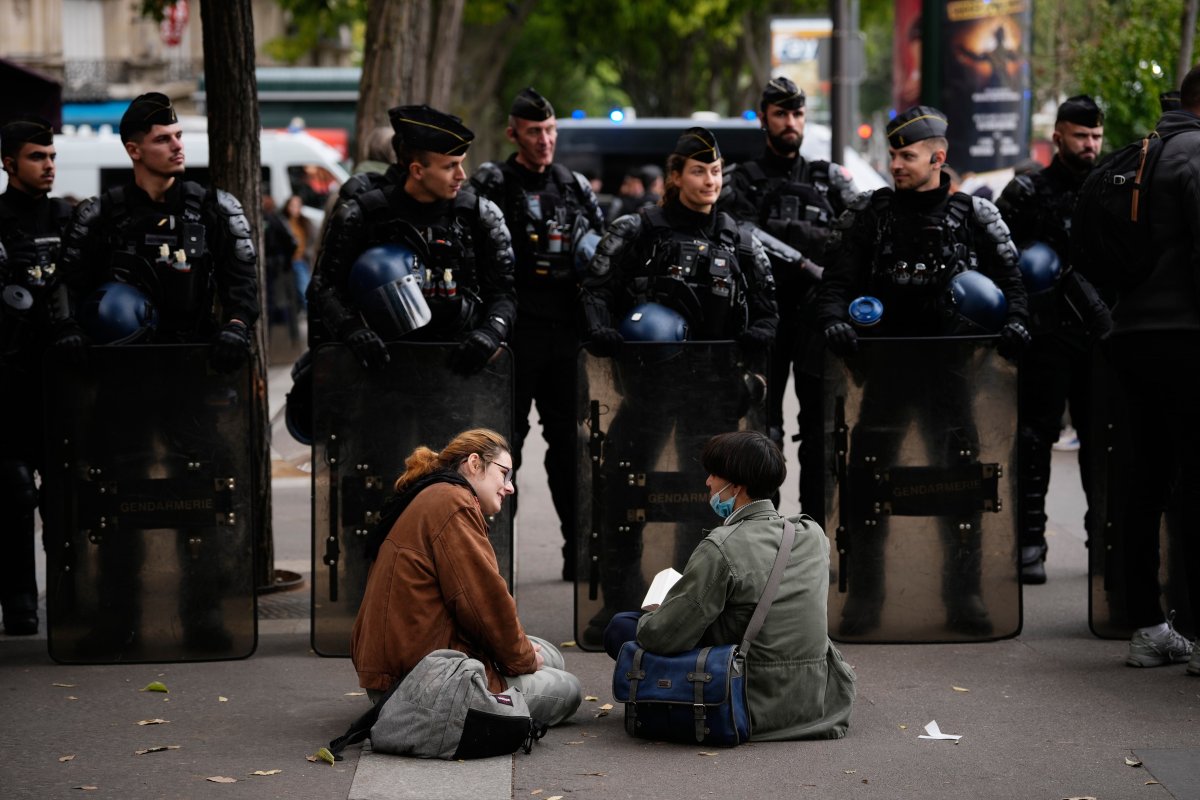 Protesty v Paríži