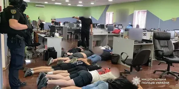 PRE TOTO PADOL UKRAJINSKÝ GP! Slovenku mali nútiť pracovať v podvodnom call centre na Ukrajine