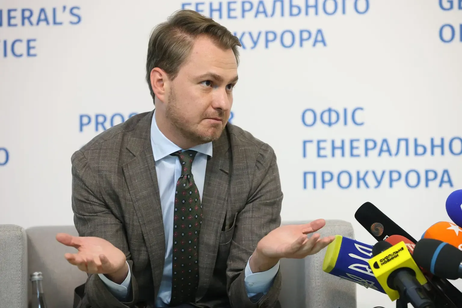 Na snímke generálny prokurátor Ukrajiny Ruslan Kravčenko