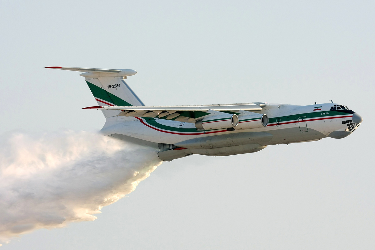 Ruský Il-76 zachraňoval Srbsko pred plameňmi. Vučić ďakuje Moskve: Zachránili desiatky domov