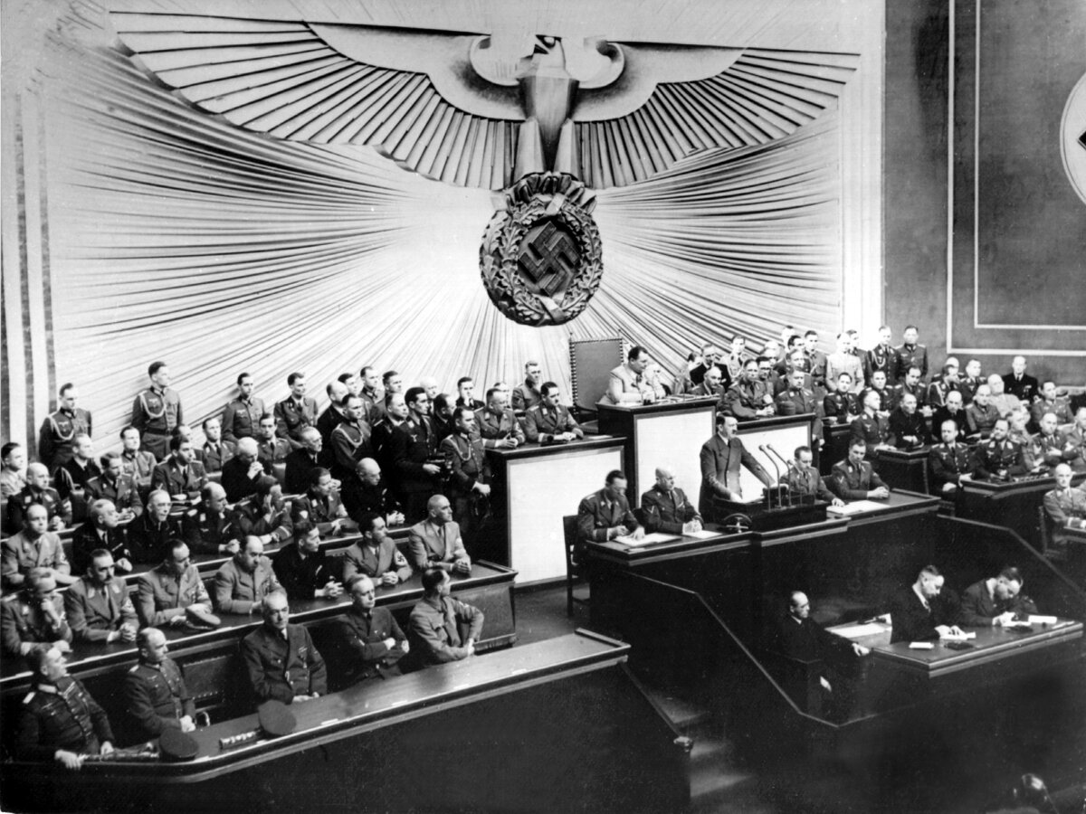 Adolf Hitler počas vystúpenia v Reichstagu hovoril o vojne