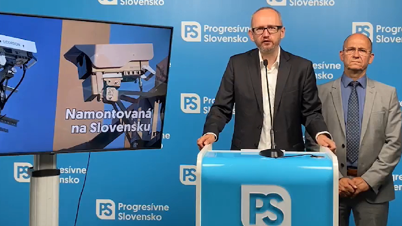 PANIKA V PS! Bátor varuje Slovákov: Sledujú nás Rusi! (VIDEO)