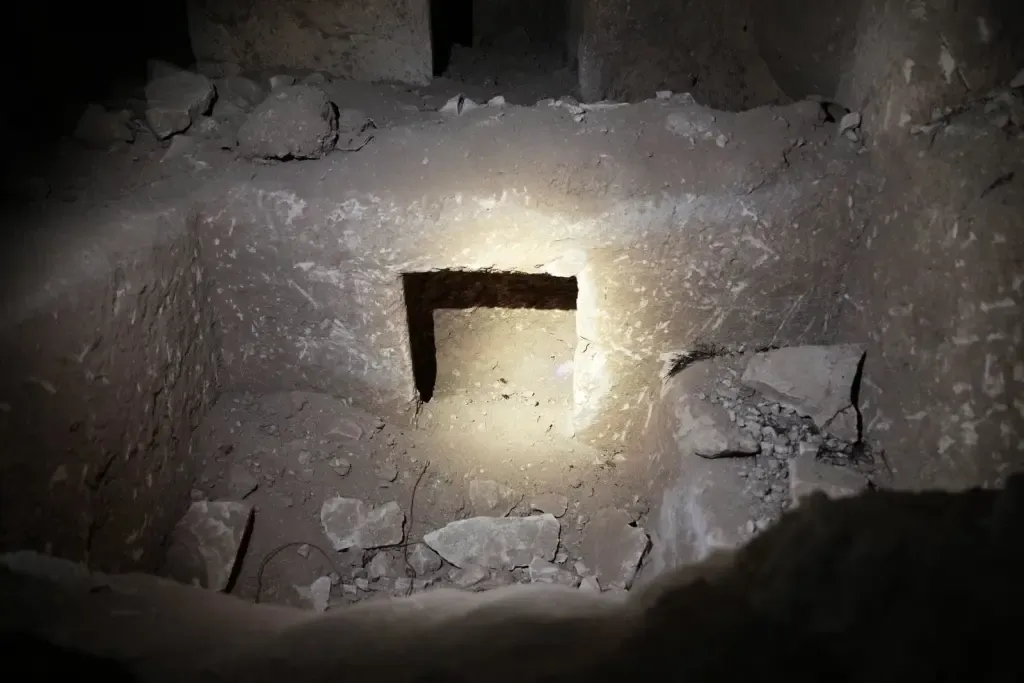 Bol Ježiš pochovaný práve tu? Archeológovia odkryli pod bazilikou záhradu aj staré hrobky