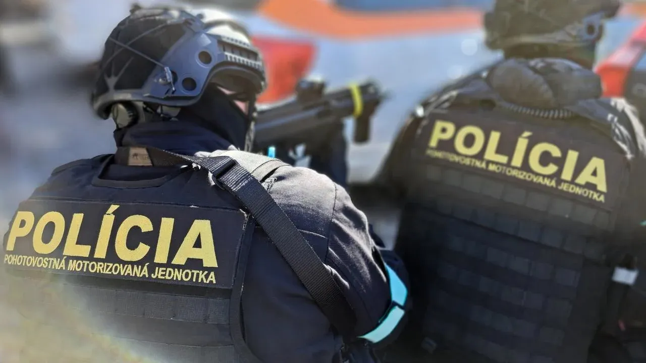 ÚBOK REALIZUJE AKCIU „GIEZI“: Vyše 100 policajtov zasahuje v piatich krajoch!