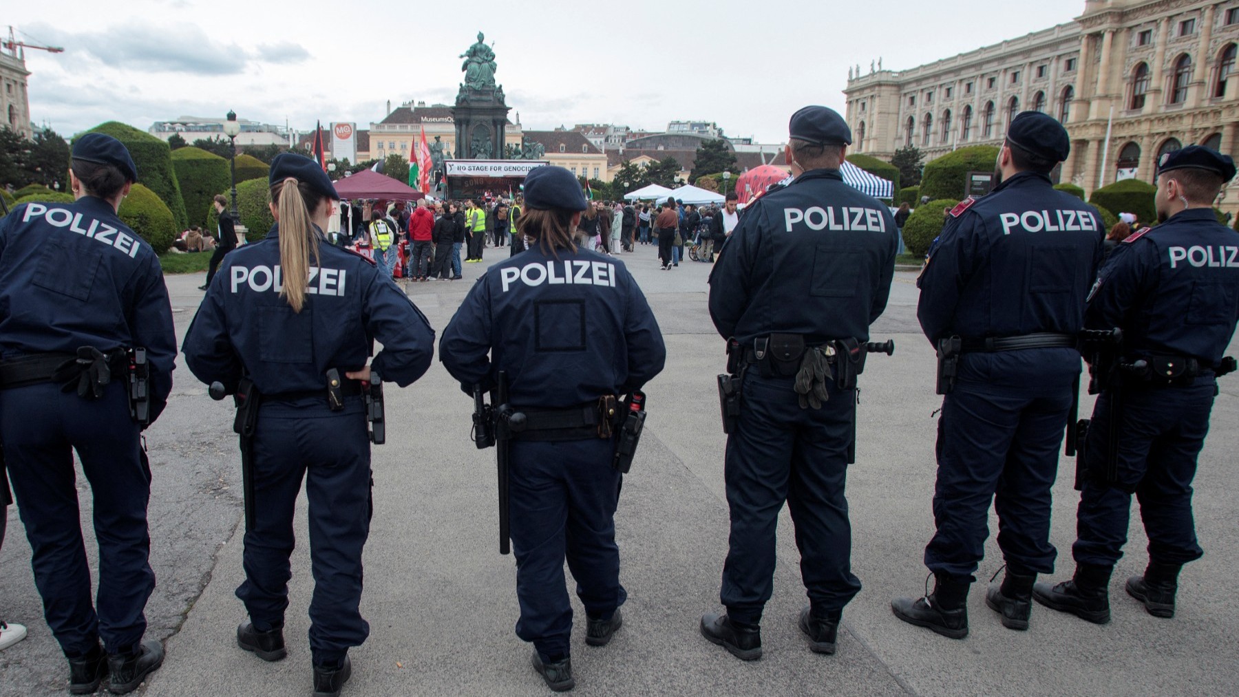 U SUSEDOV ESKALUJE KRIMINALITA MLÁDEŽE MIGRANTOV! Viedeň zvoláva policajné posily kvôli