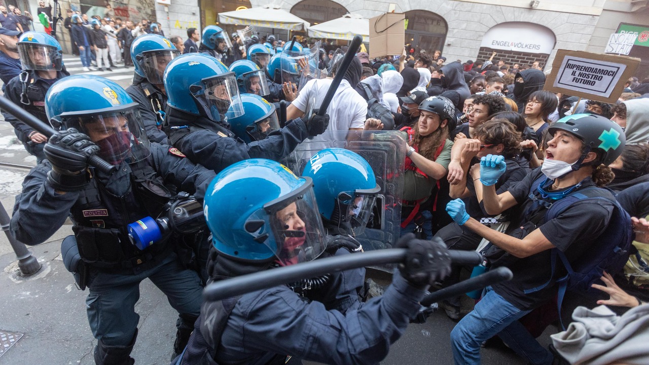 Na snímke protesty v Taliansku