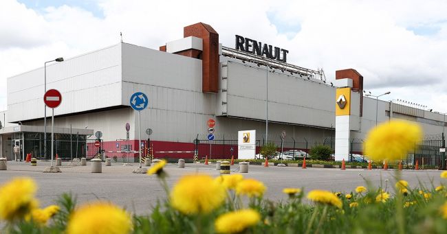 Nie každý v EÚ chce vyrábať zbrane: Zamestnanci Renaultu protestovali