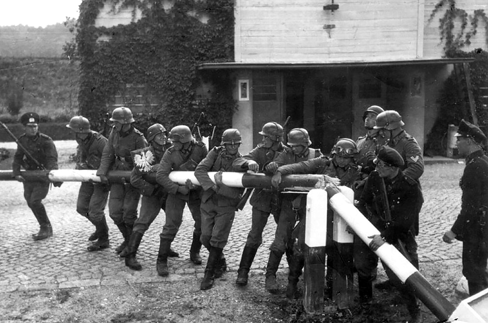 Hitler tvrdil, že iba odpovedá. V skutočnosti už Nemecko útočilo na Poľsko