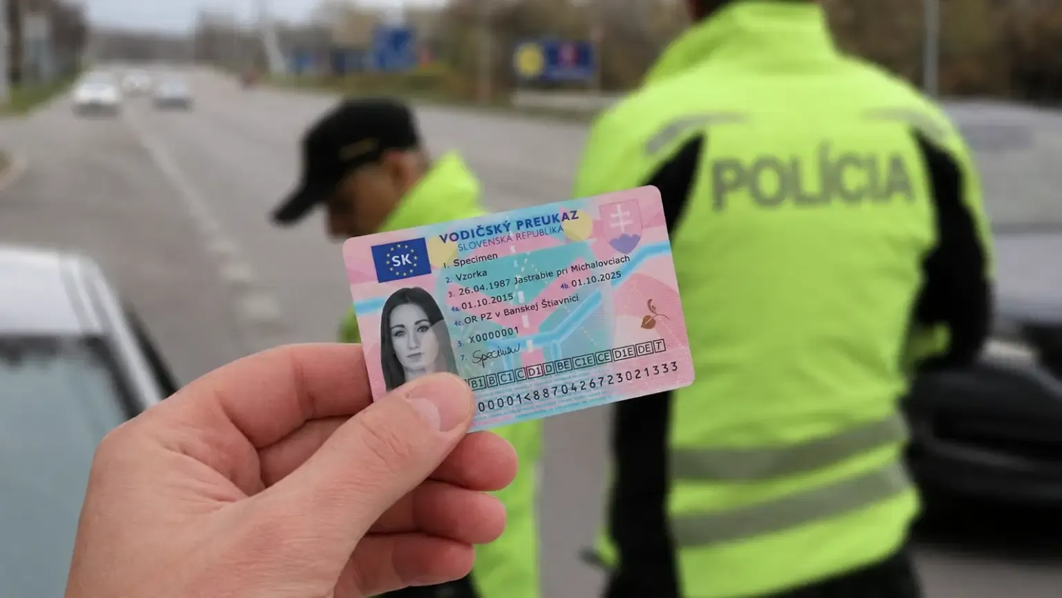 POZOR VODIČI! NOVÉ PRAVIDLÁ: Vážny zákaz v zahraničí môže zasiahnuť aj slovenský vodičák